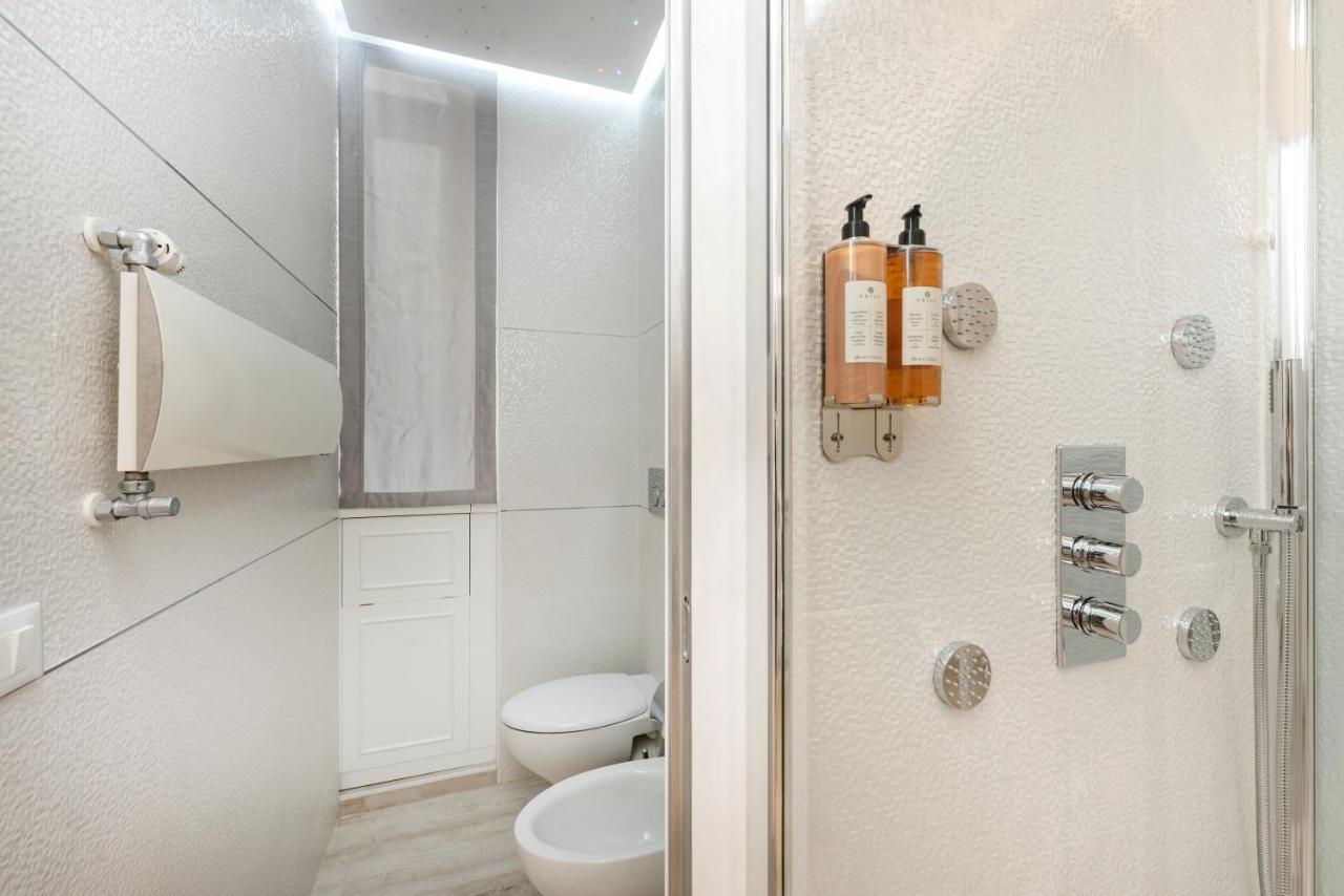 Primus Monti Suites Exterior photo